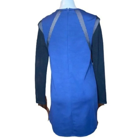 - Tobi   Women dress with mesh sleeve - Picture 3 of 8